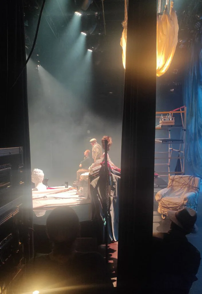 Teatteripalvelut ja lavasteet